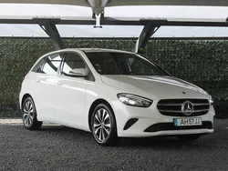 Branco Usado 2021 Mercedes B250 Style Monovolume | € 24.890