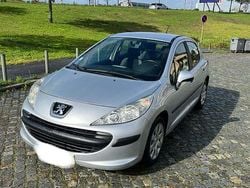 Cinzento Usado 2008 Peugeot 207 Sedan | € 4.500 (Preço justo)