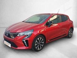 Vermelho Usado 2025 Mitsubishi Colt Sedan | € 21.500