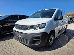 Branco Usado 2019 Peugeot Partner Monovolume | € 10.500 (Bom preço)
