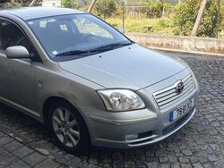 Usado 2004 Toyota Avensis Sedan | € 6.500 (Preço justo)