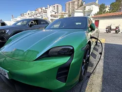 Usado 2022 Porsche Taycan GTS Sedan | € 115.000