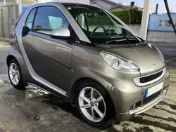 Cinzento Usado 2011 Smart ForTwo Coupé Pulse Coupé | € 6.500 (Preço justo)