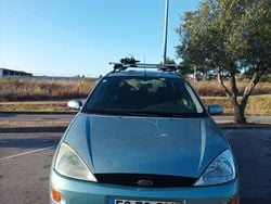 Usado 2000 Ford Focus Sedan | € 1.250 (Bom preço)