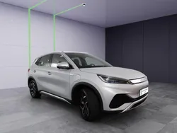 Branco Usado 2023 BYD Atto 3 Design SUV | € 29.499 (Bom preço)