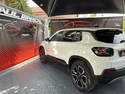 Branco Usado 2024 Jeep Avenger Altitude SUV | € 24.500 (Preço justo)