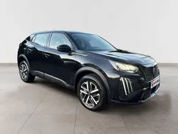 Preto Usado 2023 Peugeot 2008 Active SUV | € 18.390 (Bom preço)