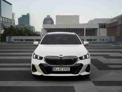 Branco Novo 2025 BMW i5 Comfort Edition Sedan | € 83.900 (Caro)