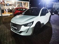 Branco Usado 2021 Peugeot e-208 GT Citadino | € 22.500 (Caro)