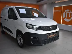 Branco Usado 2022 Peugeot Partner Monovolume | € 17.400 (Preço justo)