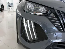 Cinzento Novo 2024 Peugeot 2008 Allure SUV | € 29.900 (Caro)