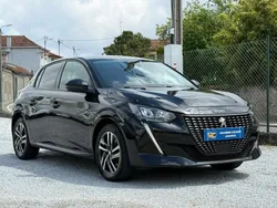 Preto Usado 2022 Peugeot 208 Citadino | € 15.750 (Preço justo)