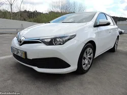 Branco Usado 2015 Toyota Auris | € 7.500 (Preço justo)