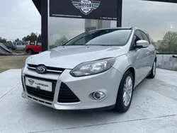 Cinzento Usado 2013 Ford Focus Citadino | € 9.990