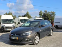 Antracite Usado 2014 Opel Astra Cosmo Carrinha | € 6.500
