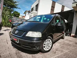 Preto Usado 2005 VW Sharan Highline Monovolume | € 7.900