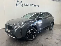 Cinza Usado 2025 Peugeot 5008 GT Monovolume | € 49.900
