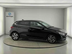 Preto Usado 2023 Hyundai i20 Comfort | € 16.250 (Preço justo)
