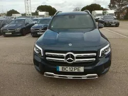 Azul denim Usado 2023 Mercedes GLB200 SUV | € 52.900 (Preço justo)