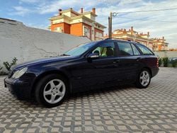 Usado 2003 Mercedes C200 Sedan | € 4.700