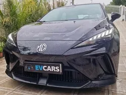 Preto Usado 2022 MG MG4 EV Citadino | € 20.700 (Preço justo)
