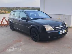 Usado 2004 Opel Vectra Sedan | € 4.000