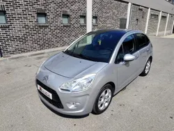 Cinzento prata metalizado Usado 2011 Citroën C3 Seduction Citadino | € 6.980 (Preço justo)