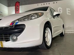 Branco Usado 2008 Peugeot 207 | € 3.500 (Bom preço)