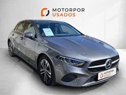 Cinza Usado 2024 Mercedes A180 Sedan | € 35.990 (Preço justo)
