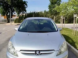 Cinzento Usado 2004 Peugeot 307 Citadino | € 4.250 (Preço justo)