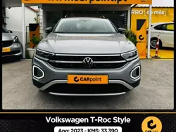Cinzento Usado 2023 VW T-Roc Style SUV | € 23.900 (Preço justo)