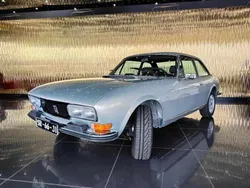 Cinzento Usado 1977 Peugeot 504 | € 48.000