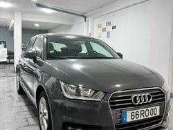 Cinzento Usado 2016 Audi A1 Citadino | € 12.000 (Preço justo)