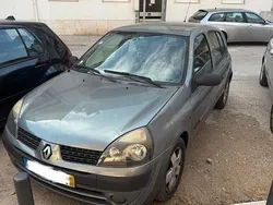 Usado 2002 Renault Clio II Sedan | € 1.500 (Super Preço)