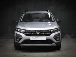 Cinzento Usado 2021 Dacia Sandero Citadino | € 14.950 (Preço justo)