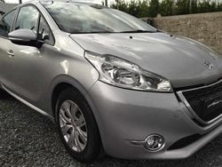 Cinzento Usado 2013 Peugeot 208 Citadino | € 8.450 (Preço justo)