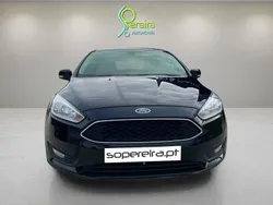 Cinza Usado 2017 Ford Focus Trend+ | € 13.900 (Preço elevado)
