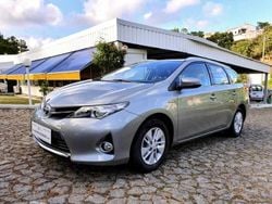 Cinzento Usado 2015 Toyota Auris Touring Sports Carrinha | € 17.990