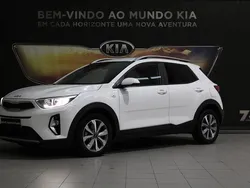Branco Novo 2025 Kia Stonic SUV | € 21.900 (Preço justo)