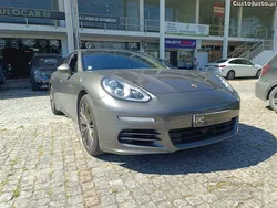 Cinza Usado 2016 Porsche Panamera S E-Hybrid Sedan | € 49.900 (Preço elevado)