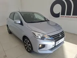 Cinza Usado 2023 Mitsubishi Space Star Edition | € 13.750 (Preço justo)
