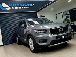 Cinzento Usado 2019 Volvo XC40 Momentum SUV | € 25.500 (Preço justo)