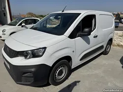 Branco Usado 2021 Peugeot Partner Monovolume | € 12.900 (Preço justo)
