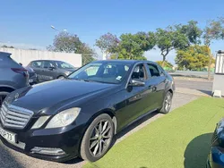 Azul Usado 2011 Mercedes E200 Avantgarde Sedan | € 8.500