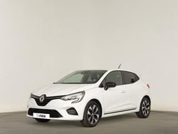 Branco glaciar Usado 2023 Renault Clio V Evolution Citadino | € 17.290 (Preço justo)