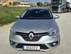 Cinzento Usado 2018 Renault Mégane GrandTour Carrinha | € 13.750 (Preço justo)