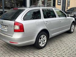 Cinza Usado 2012 Skoda Octavia Ambition Carrinha | € 9.250 (Bom preço)