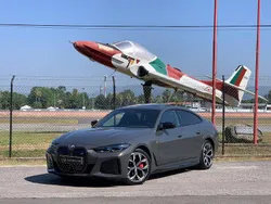 Cinza Usado 2023 BMW i4 Sedan | € 47.990 (Super Preço)