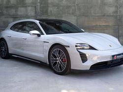 Branco Novo 2024 Porsche Taycan Sedan | € 110.900