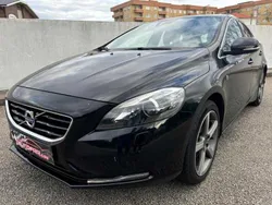Preto Usado 2015 Volvo V40 Kinetic Carrinha | € 13.900 (Preço elevado)